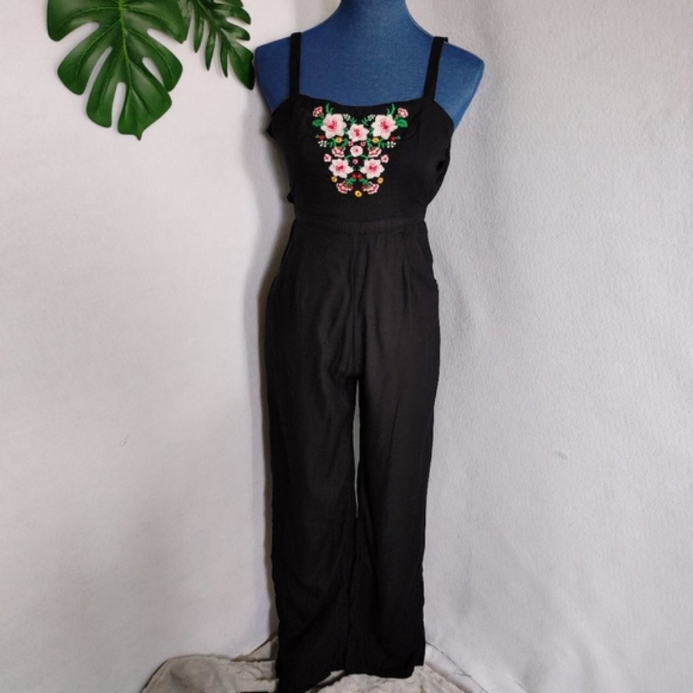 Hollister Size L Tank Top Open Back Black Floral Embroidered Jumpsuit